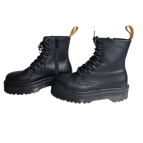 Dr. Martens Vegan Jadon II Boot Mono Matte Black Platform 8 Eyes Zipper Women 9 - Picture 1 of 15